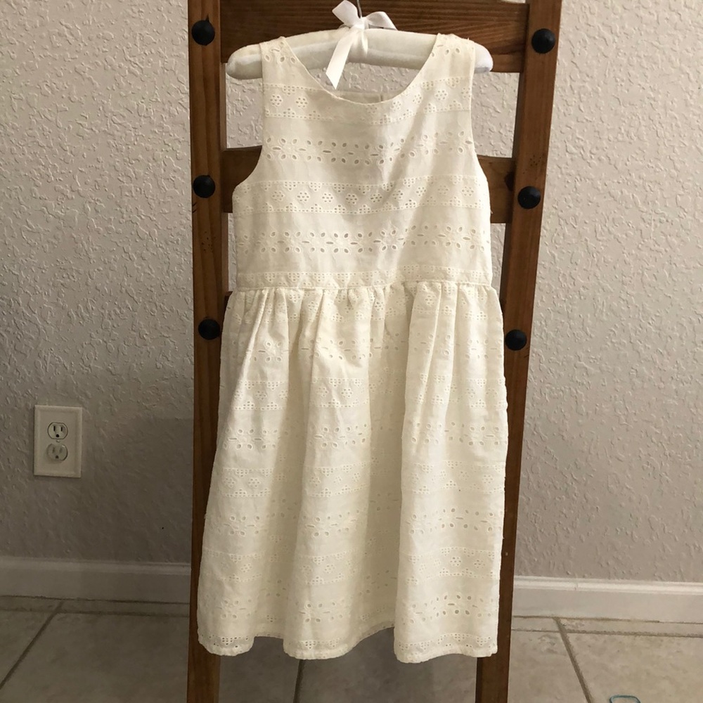 NWT white girls thick lace like dress